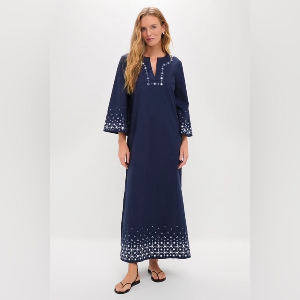 NWT TUCKERNUCK Navy Mirror Embellished Lorena Caftan - size small - navy blue